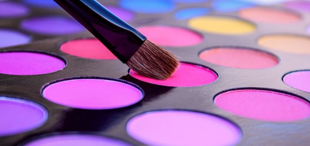 Cosmetic Dyes Market